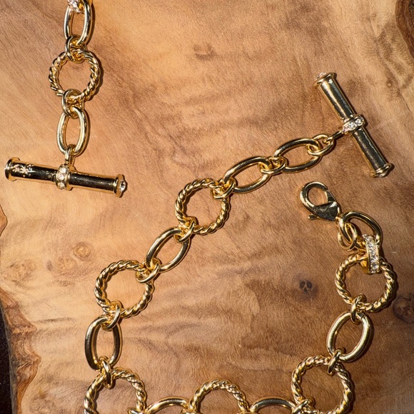 Links That Bind Vintage Gold Chain Necklace and Bracelet Set - Picture 3 of 13